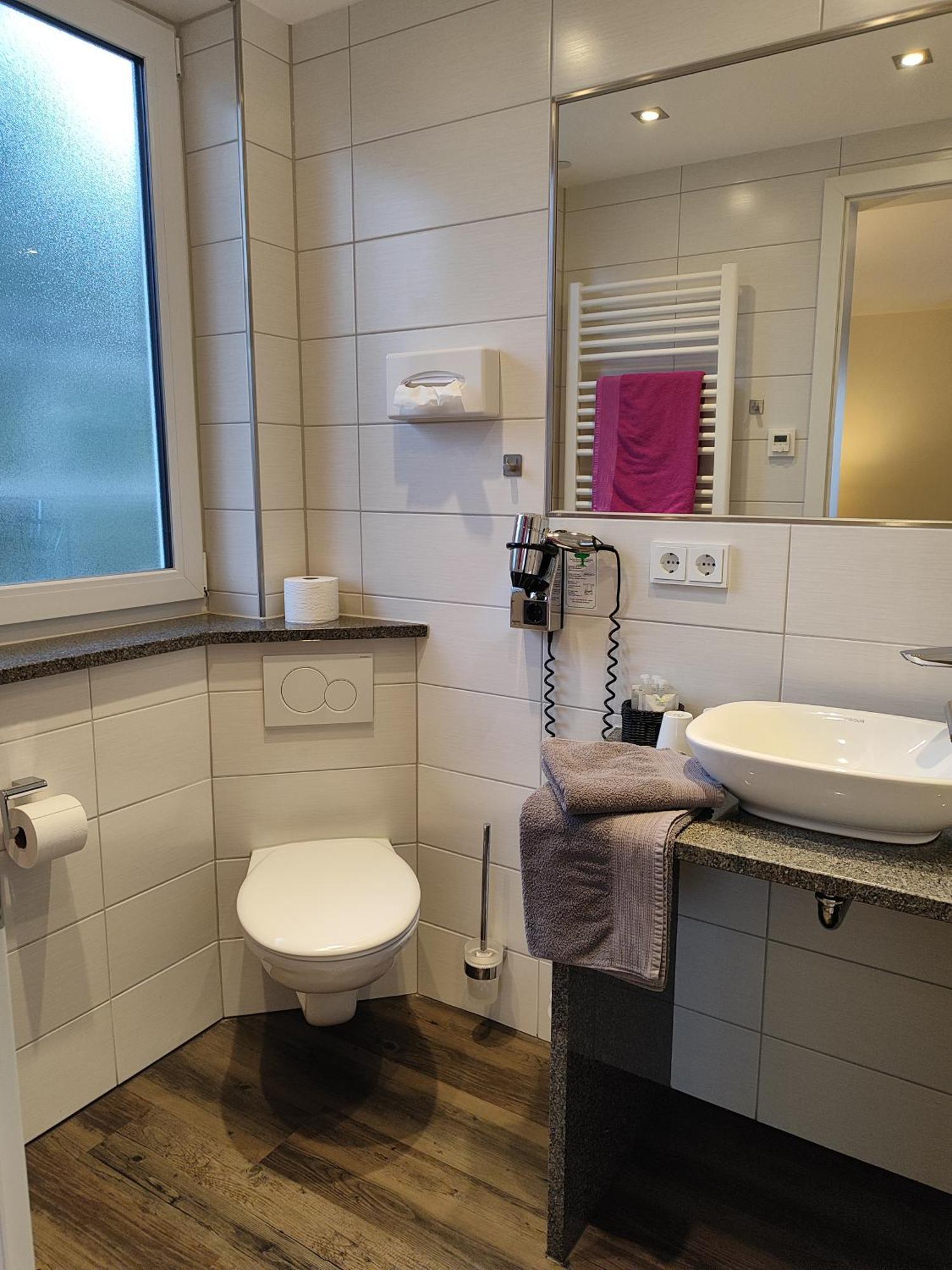Hotel Gaestehaus Stock Zimmer Trueffeleckle Friedrichshafen Luaran gambar